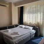 Central Plaza Hotel